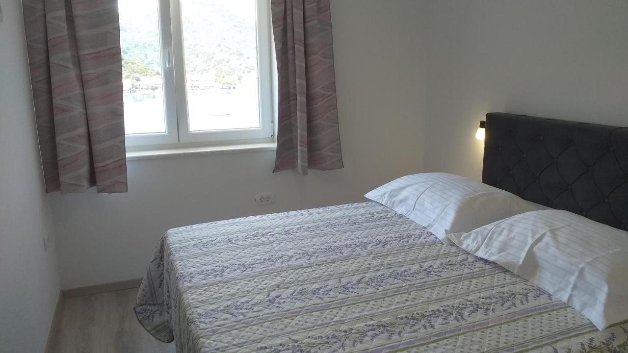 Apartman Karla Lastovo Exterior photo