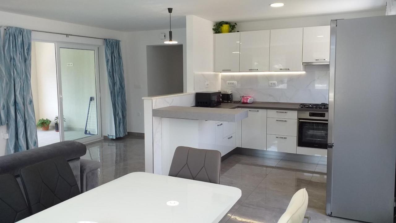 Apartman Karla Lastovo Exterior photo