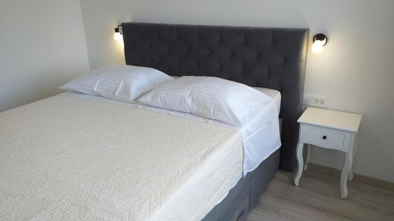 Apartman Karla Lastovo Exterior photo